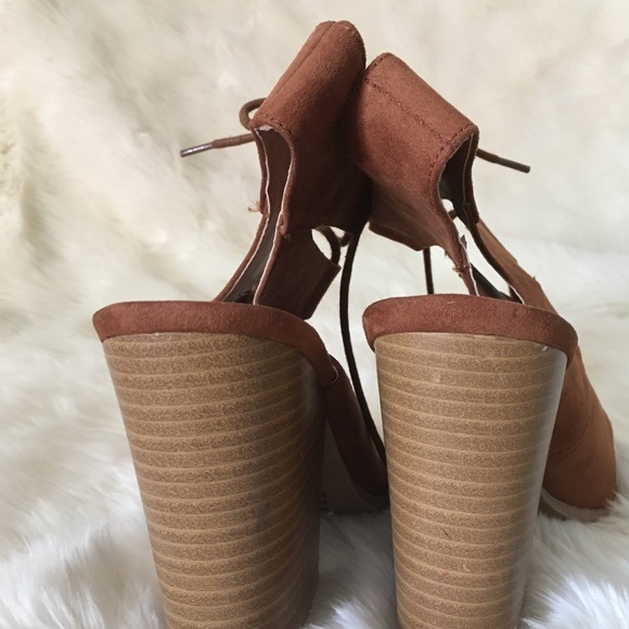 Qupid Lace Up Sandals - Picture 3 of 5